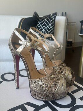 Christian Louboutin - Gold Snakeskin Animal Print T-Strap Sandals